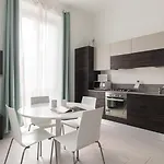 Italianway Easy - Ponti 7 Апартаменты *