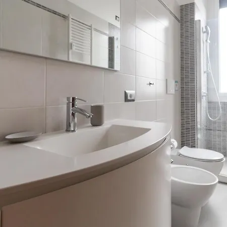 Italianway Easy - Ponti 7 Apartment *