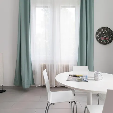 Italianway Easy - Ponti 7 Apartment Milan